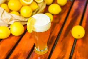 Reasons to mix lemon in beer