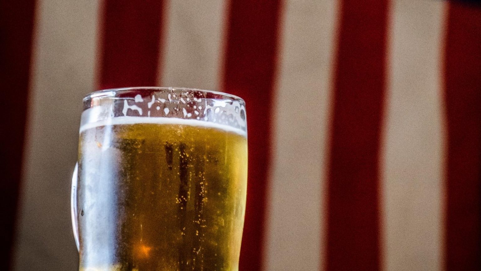 Best American Lager Top 20 Lagers + Drinking Tips