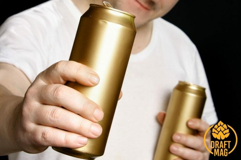 Crowler vs Growler: A Detailed Comparison of Top Craft Beer Containers