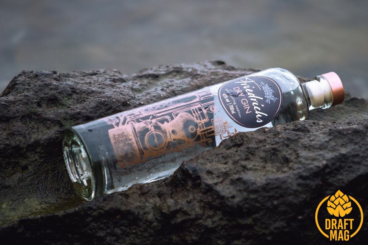 How To Dry the Inside of a Bottle Methods To Make It Easy